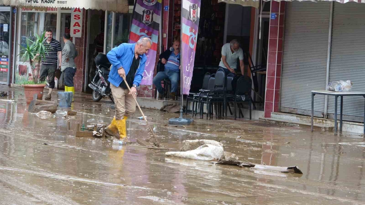 Giresun Valisi Ünlü: 