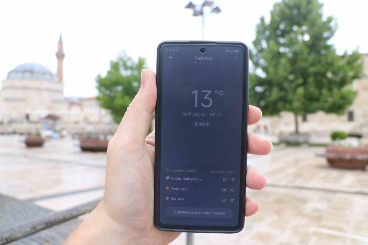 Güney sahilleri kavrulurken Sivaslılar montla geziyor
