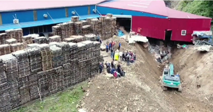 Giresun Yağlıdere’deki Fabrikanın faaliyetleri durduruldu 