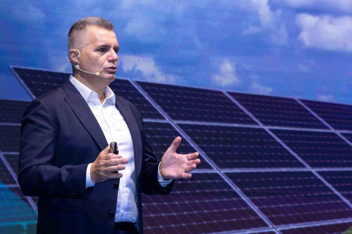 Turkcell yenilenebilir enerji yatırımlarında sektör lideri

