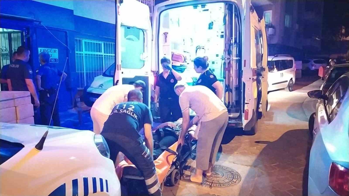 Silah temizlerken yanlışlıkla annesini vurdu
