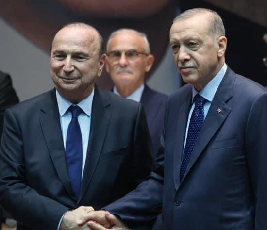 AK Parti ailesine katılımlar devam ediyor