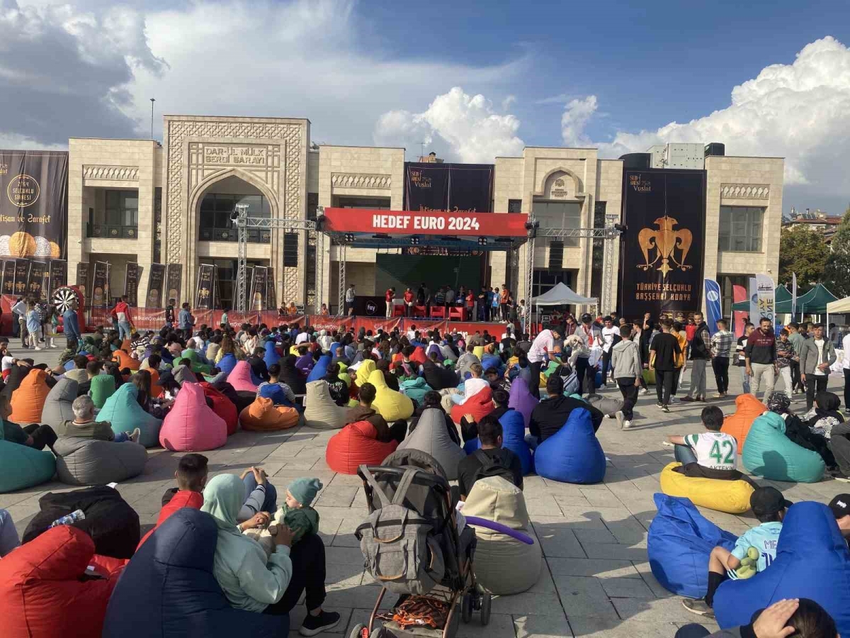 Konya’da milli maç heyecanı
