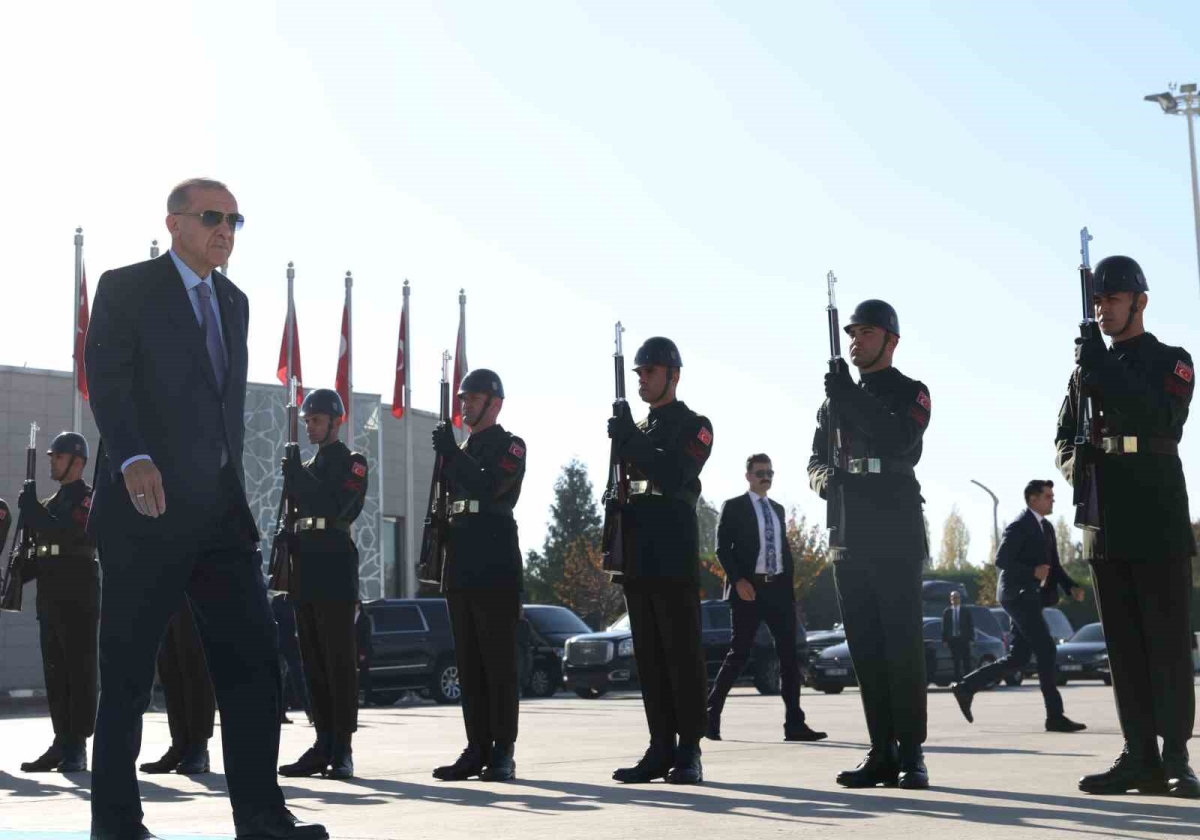 Cumhurbaşkanı Erdoğan Özbekistan’a gitti
