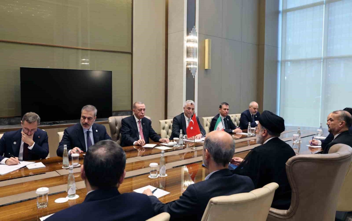 Cumhurbaşkanı Erdoğan, İranlı mevkidaşı Reisi ile görüştü
