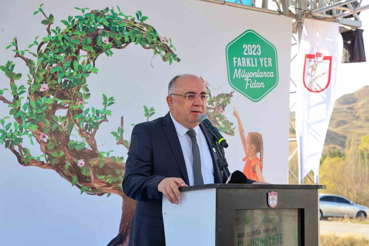 30 bin fidan toprakla buluştu
