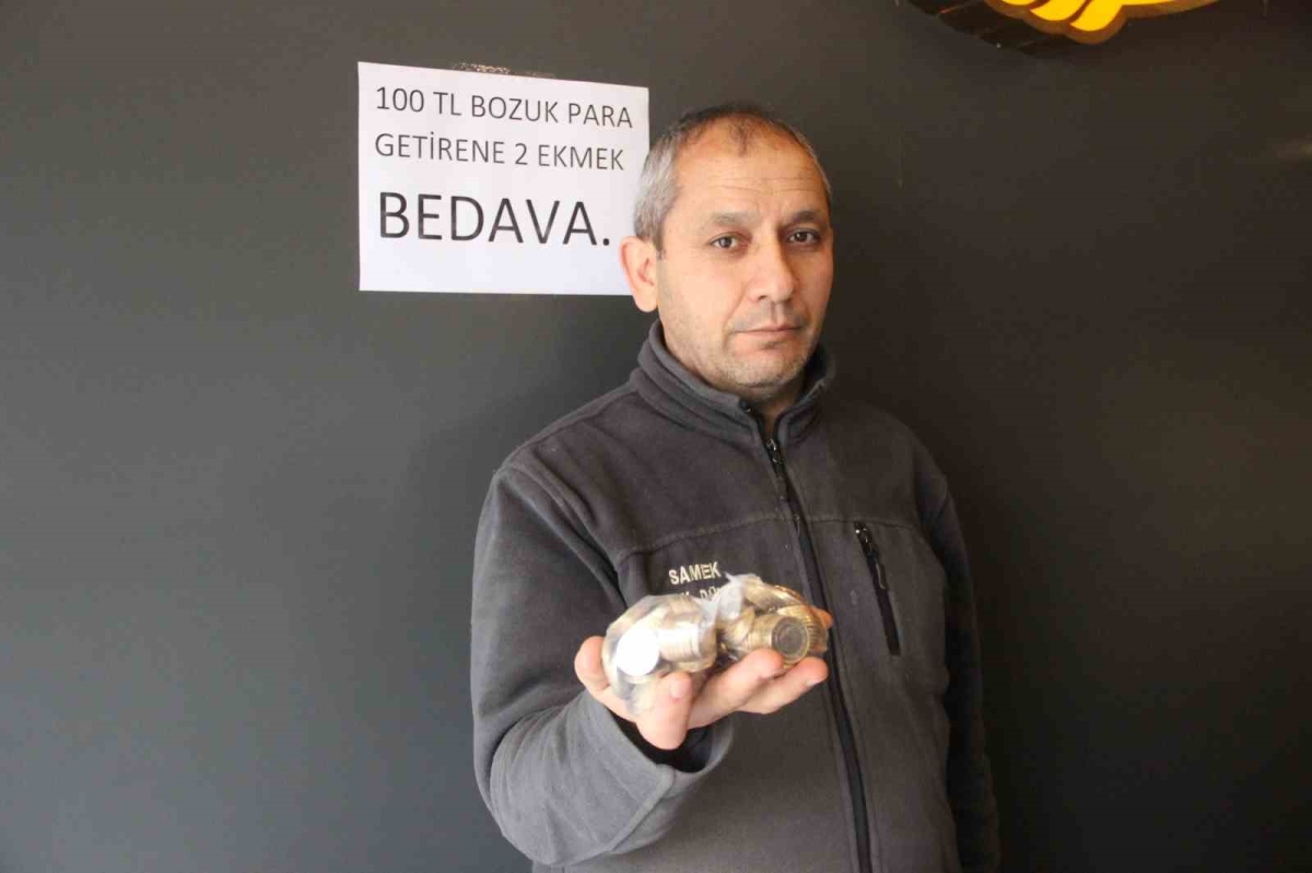 Bu fırına 100 TL bozuk para getirene 2 ekmek bedava
