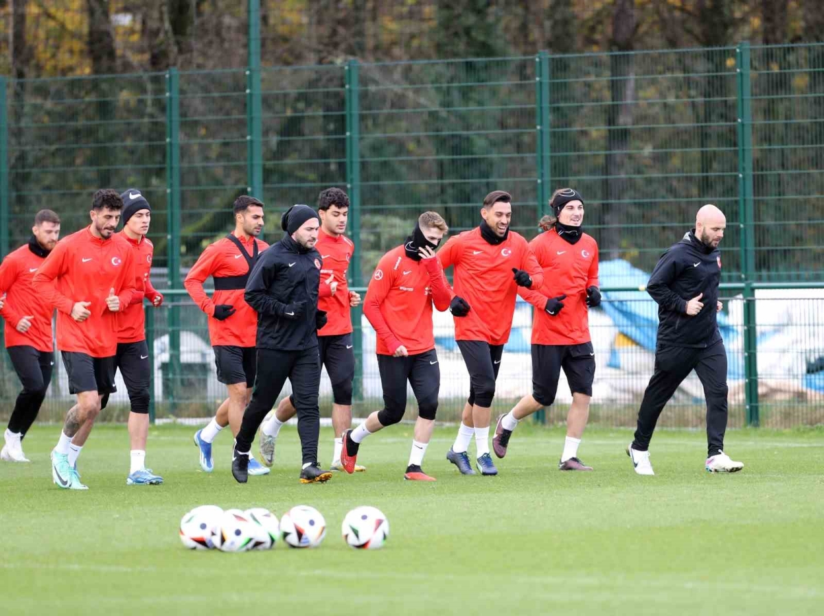 A Milli Futbol Takımı, Cardiff’teki ilk çalışmasını yaptı
