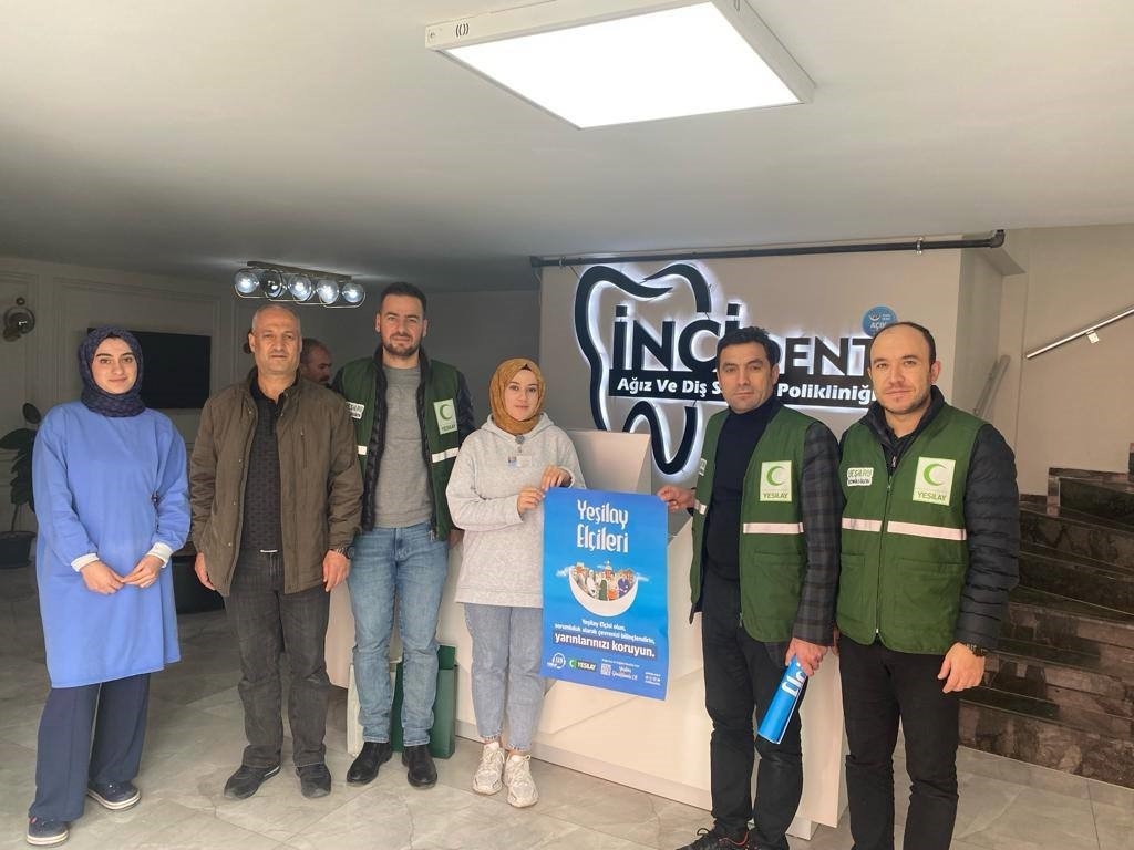 Bayburt esnafından ‘Yeşilay Elçileri’ projesine tam destek
