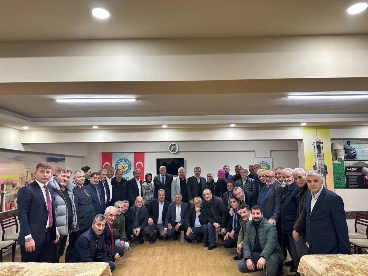 Başkan Pekmezci İstanbul’da ki Bayburtlularla bir araya geldi
