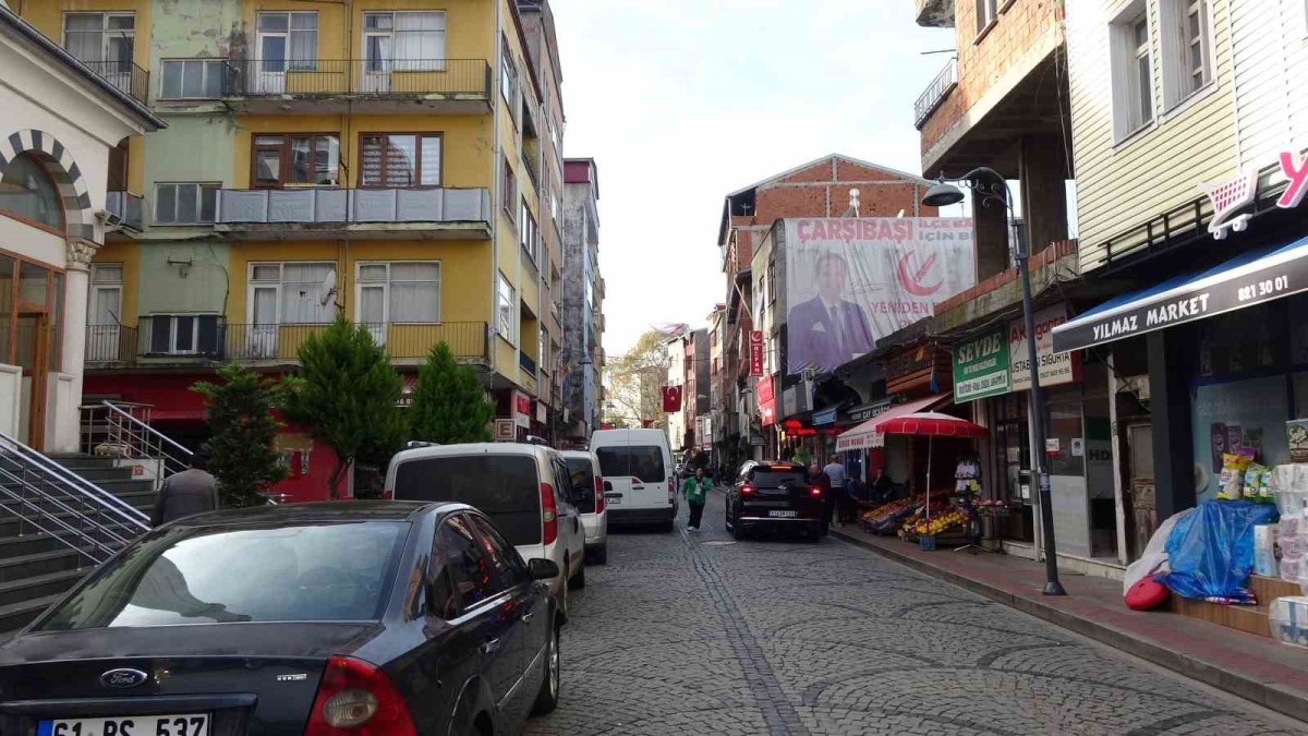 Bu ilçe hamsi kokuyor
