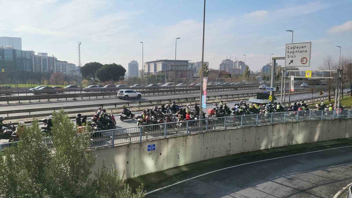 Kuryelerden meslektaşı Yunus Emre Göçer için 