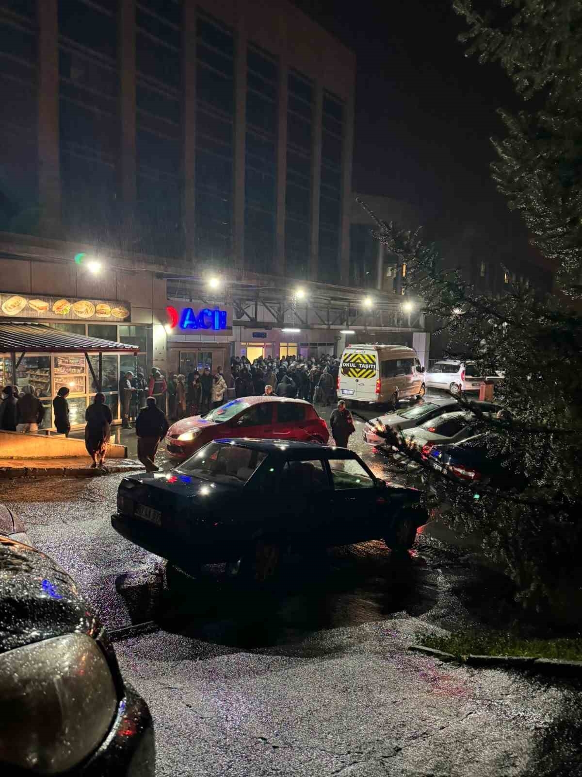 Yolun karşısına geçerken aracın çarptığı yaşlı adam hayatını kaybetti
