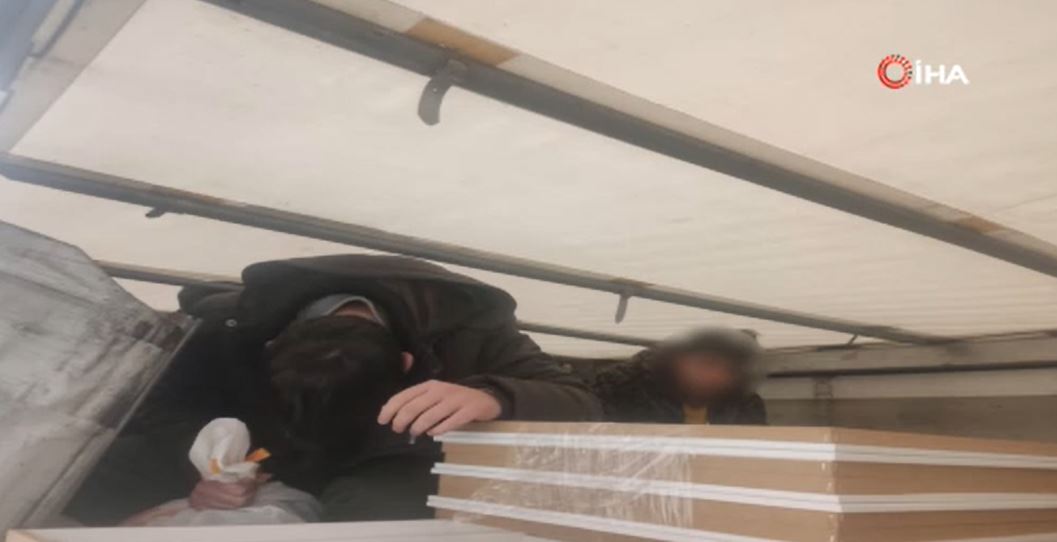 Cezaevinden çıkar çıkmaz cinayet işledi
