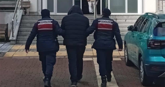 Jandarma ekipleri aranan şahıslara göz açtırmıyor
