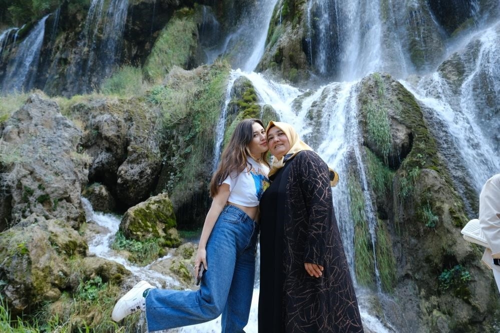 2023 yılında turizm geliri 54 milyar 315 milyon 542 bin dolar oldu
