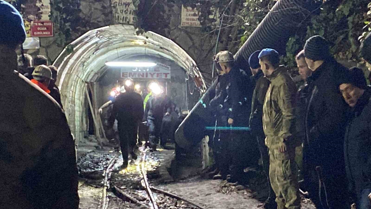 Özel maden ocağında göçük: 2 işçiden 1’i sağ olarak çıkartıldı
