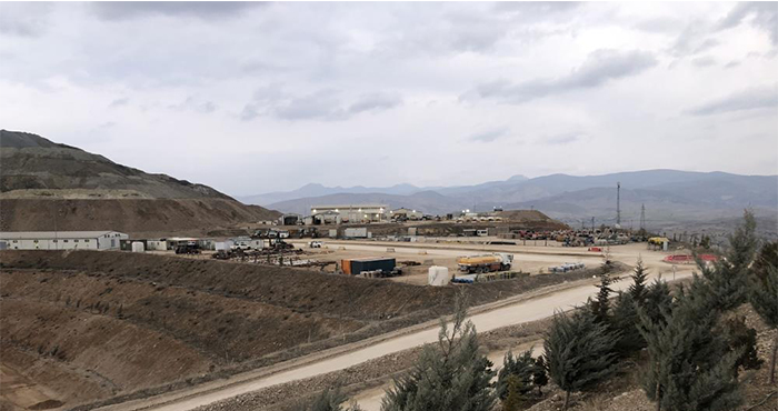 Erzincan’da maden sahasında toprak kayması medana geldi
