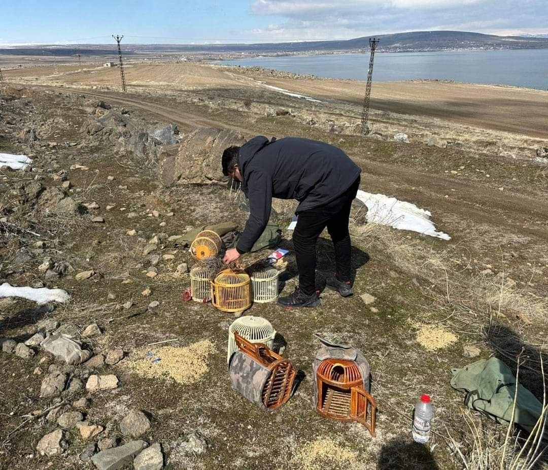 Kaçak keklik avlayan 4 kişiye 88 bin lira idari para cezası kesildi

