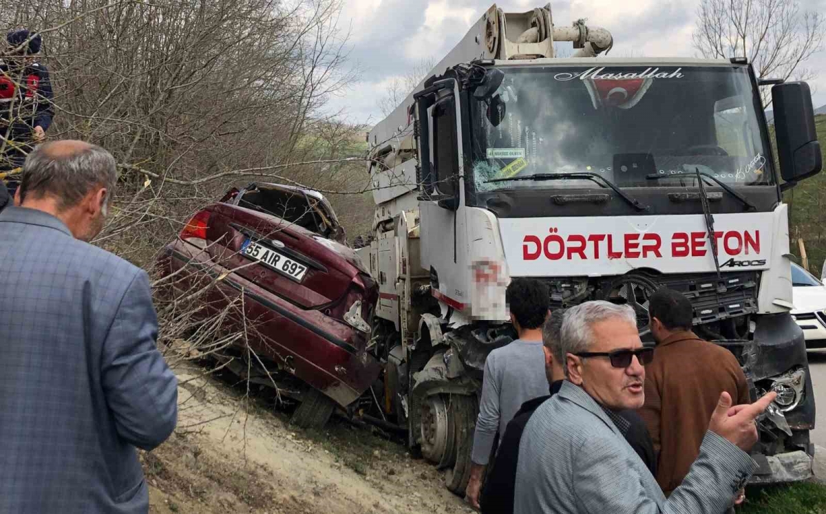 Beton mikseri ile otomobil çarpıştı: 1 ölü
