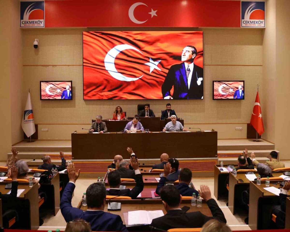 Bora Kılıç yönetiminde toplanan Çekmeköy Belediye meclisinde önemli kararlar alındı
