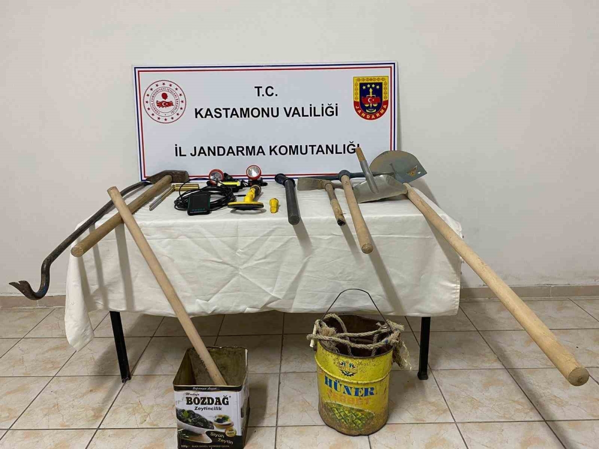 Define avcılarına suçüstü baskın: 5 gözaltı

