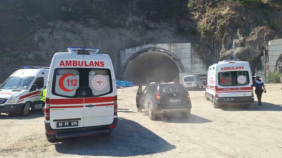 Tünel inşaatında iskele çöktü: 5 işçi yaralandı
