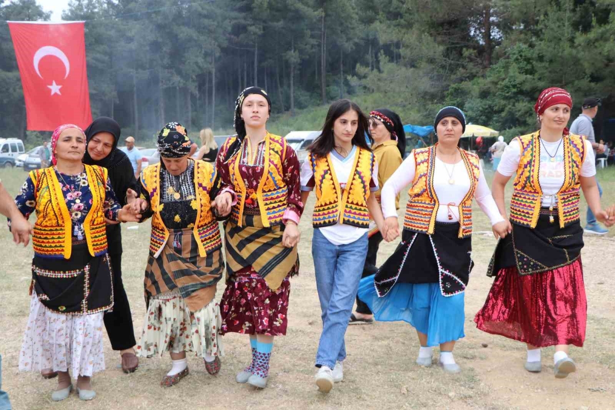Söke’de Karadeniz Yayla Şenlikleri’nin 19’uncusu coşkulu geçti
