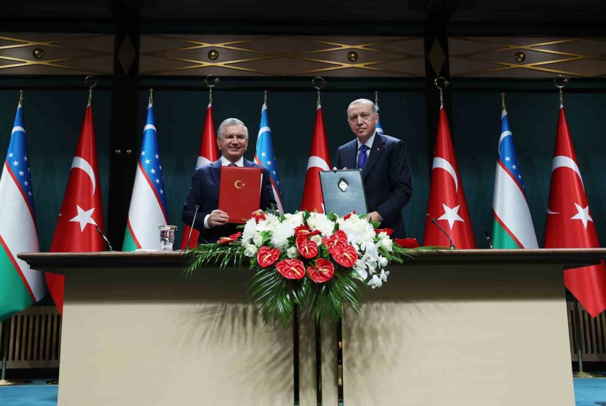 Türkiye ve  Özbekistan arasında 18 anlaşma
