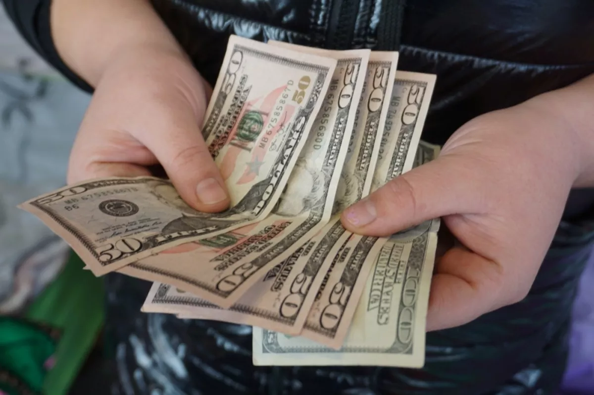 Son Dakika: Piyasada sahte dolar alarmı: 50 ve 100 dolar banknotlara dikkat!