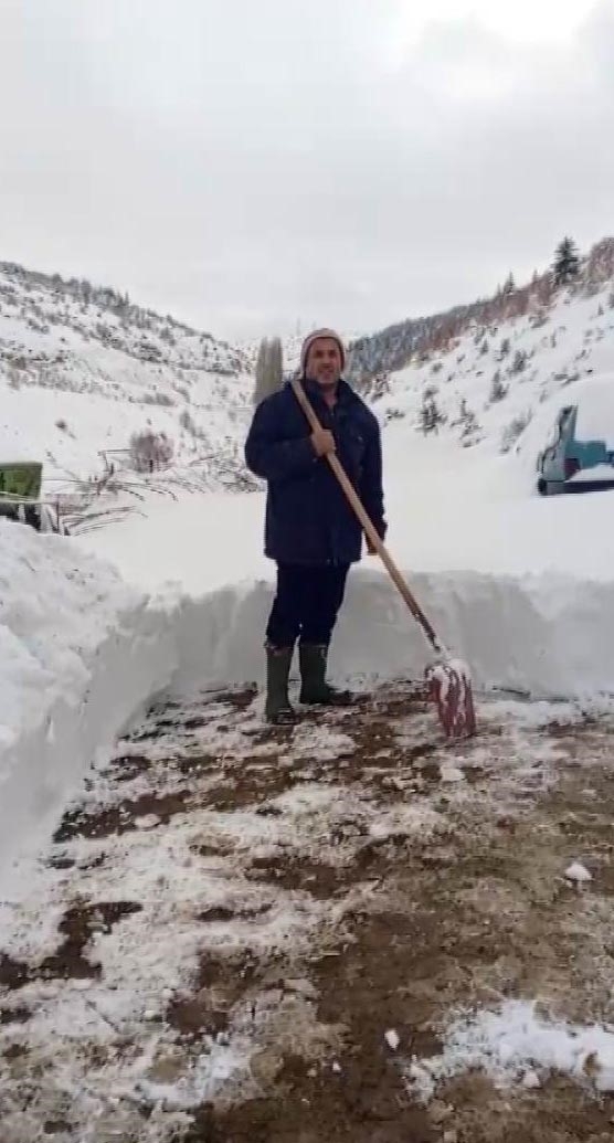Köyde mahsur kalan vatandaştan belediyeye çağrı
