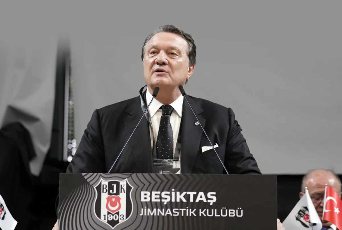 SON DAKİKA: Beşiktaş'ta Hasan Arat Futbol A.Ş. Yönetim Kurulu Başkanlığından istifa etti!