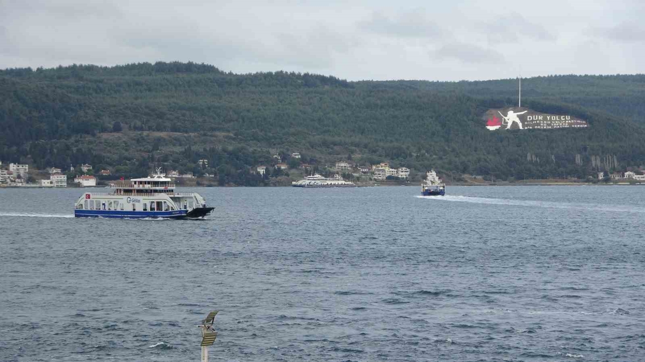 Gökçeada’ya 3 gündür feribot seferi yapılamıyor
