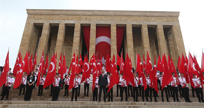 Bakan Kasapoğlu'nun 19 Mayıs Gençlik ve Spor Bayramı Mesajı