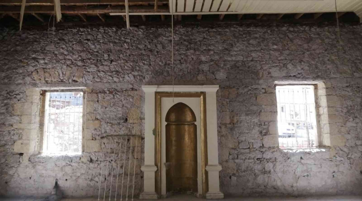 Restorasyon çalışmalarının ardından tarihi cami yeniden ibadete açılıyor
