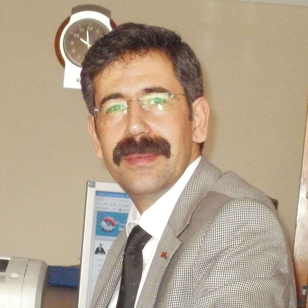 Giresun Sanayi ve Teknoloji İl Müdürü Hacı Bekir Tuncer'e araç çarptı