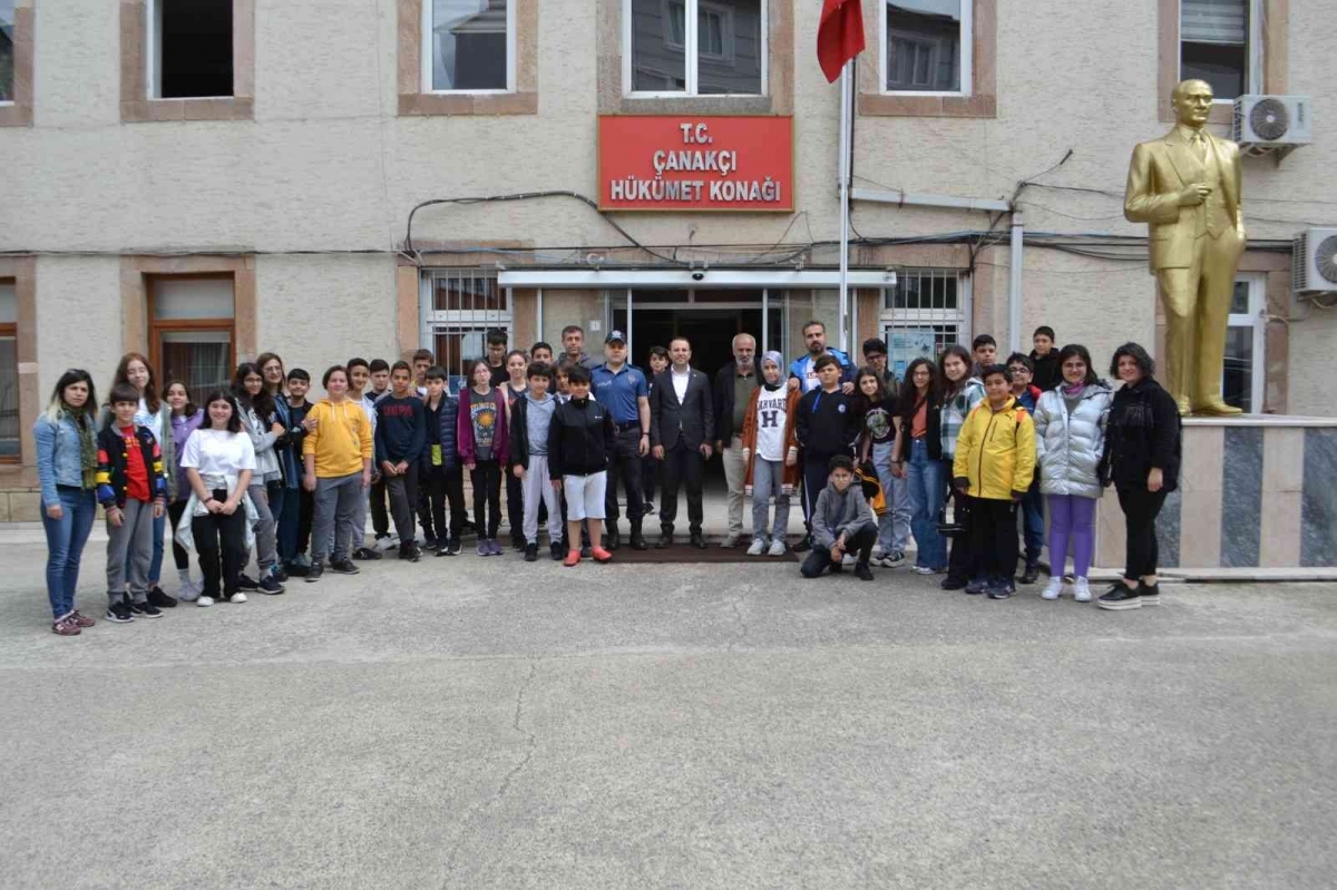 Diyarbakırlı öğrenciler, kuş dili ile tanınan Kuşköy köyünü gezdi
