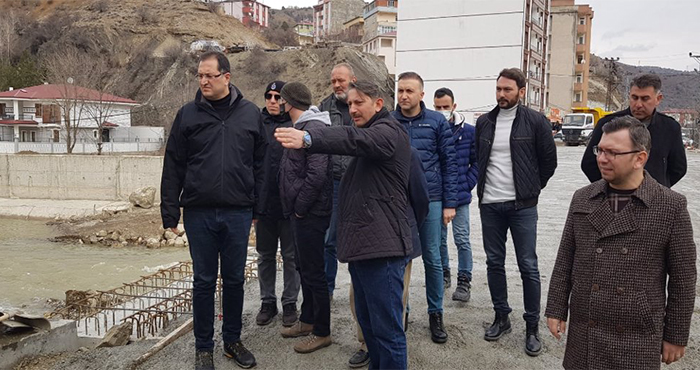 DSİ Trabzon 22. Bölge Müdürü Alucra ve Çamoluk'ta İncelemelerde Bulundu 