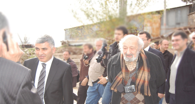 Ara Güler  Hayatını Kaybetti
